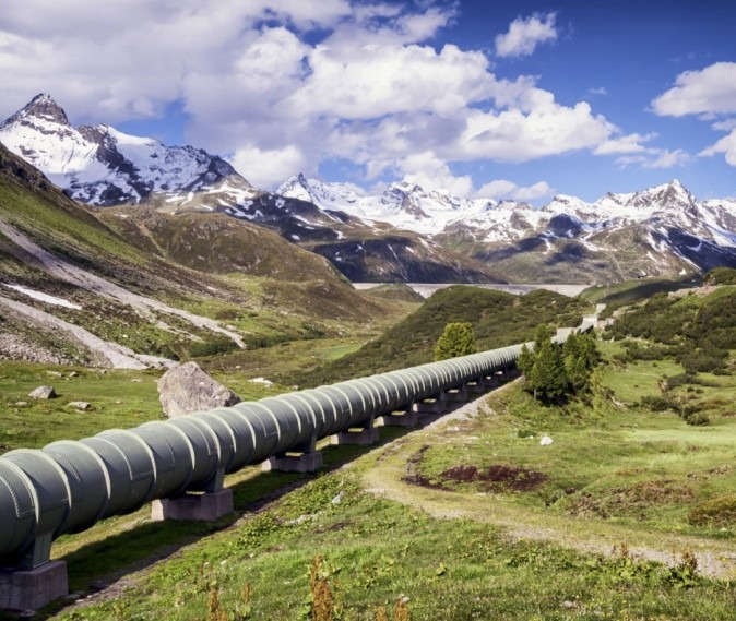 Keystone XL, Dakota Access oil pipelines.